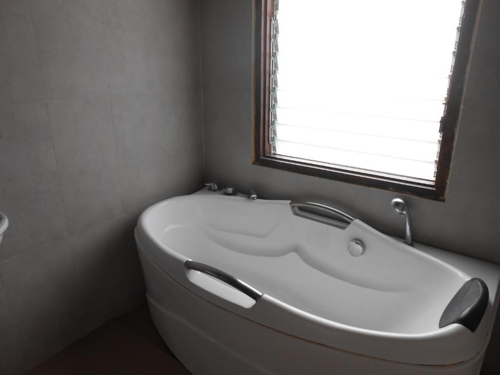 Thida Guesthouse Луанг Прабанг Стая снимка